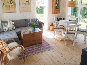 Posezení v ubytování Holiday Home Gerlef - 382m from the sea by Interhome
