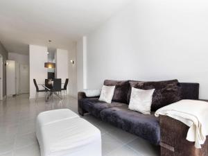 Posedenie v ubytovaní Apartment Edificio Luxor by Interhome + 15 fotografií