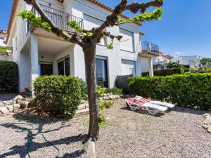 Vonkajšia záhrada v ubytovaní Holiday Home Port del Rei I by Interhome