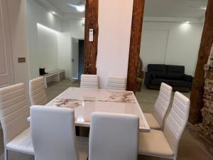 Zdjęcie z galerii obiektu Loft8 Luxury sol plaza mayor nooo w Madrycie