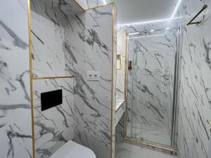Zdjęcie z galerii obiektu Loft8 Luxury sol plaza mayor nooo w Madrycie