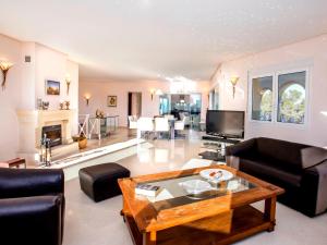 Posezení v ubytování Holiday Home Casa Las Terrazas by Interhome