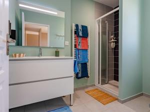 Kúpeľňa v ubytovaní Holiday Home Paradis des Dunes by Interhome