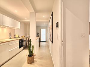 Kuchyňa alebo kuchynka v ubytovaní Apartment L'Appart'Mer by Interhome