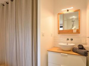 Kúpeľňa v ubytovaní Apartment L'Appart'Mer by Interhome