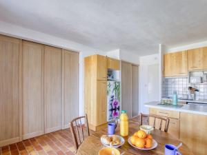 Zdjęcie z galerii obiektu Apartment Les Aigues Marines-66 by Interhome w mieście La Madrague +14 zdjęć