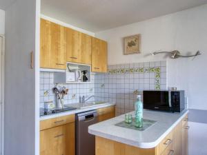 Zdjęcie z galerii obiektu Apartment Les Aigues Marines-66 by Interhome w mieście La Madrague