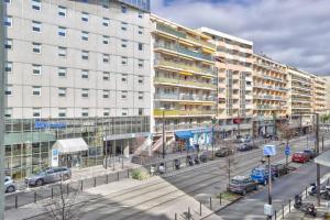 L29 Lenval beach at 1min walk to Sea front AC Balcony
