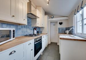 Kuchyň nebo kuchyňský kout v ubytování Shrimpers + 4 fotografie