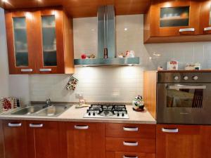 Кухня или мини-кухня в Holiday Home La Cascina by Interhome
