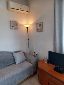 A television and/or entertainment centre at Angie's Home
