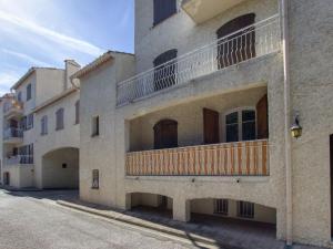 Zdjęcie z galerii obiektu Apartment Provence Parc-8 by Interhome w mieście Saint-Cyr-sur-Mer