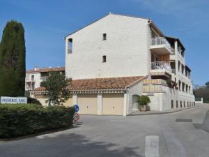 Zdjęcie z galerii obiektu Apartment Provence Parc-8 by Interhome w mieście Saint-Cyr-sur-Mer