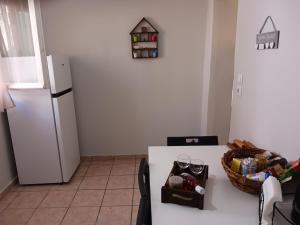 A kitchen or kitchenette at Angie's Home