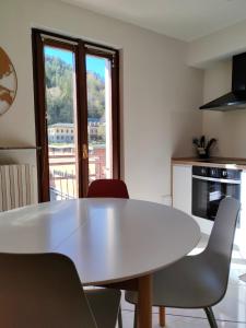 Η κουζίνα ή μικρή κουζίνα στο Giannina Casa Vacanze B&B Angela