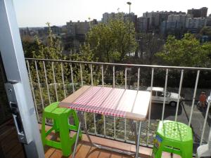 Balkon oz. terasa v nastanitvi Cheap Booking Rooms