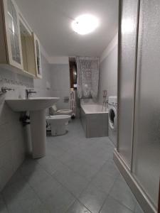 Ванная комната в Casa Vacanze al castello