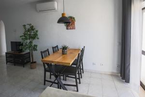 Posezení v ubytování Luxe Condo with Pool, Airco, Seaview with two Balcony - Go4Portugal