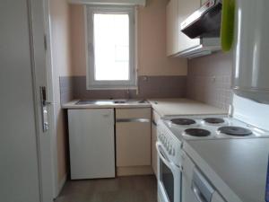Fotografia z galérie ubytovania Appartement à deux pas de la mer avec balcon plein sud et parking privatif - FR-1-672-24 v destinácii Merlimont