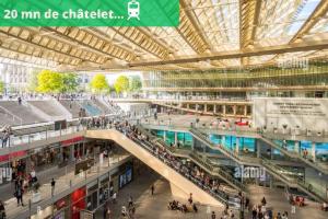 an overhead view of a shopping mall at SAINT DENIS ELEGEANCE in Saint-Denis