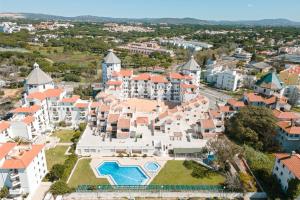 Bazén v ubytování Porto Marina - City center by HD PROPERTIES nebo v jeho okolí