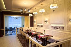Posezení v ubytování Kiroff Hotel