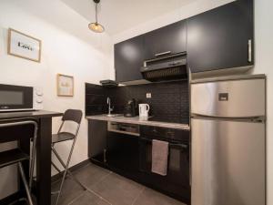 Zdjęcie z galerii obiektu *Appartement climatisé au cœur du vieux port* w Marsylii