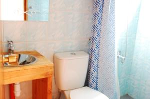 Ένα μπάνιο στο Hostal Pablito