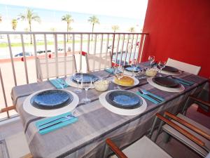 Balkon lub taras w obiekcie AQUARIUM playa de Gandía - ( Alquiler solo familias )