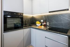 Kuchyň nebo kuchyňský kout v ubytování Apartment Lokva Rogoznica 2973a