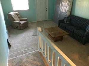 Gallery image of Cozy Bay View OceanSide cottage in Willoughby Beach