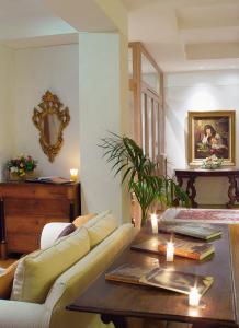 Posezení v ubytování Hotel Clitunno