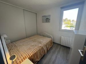 Lova arba lovos apgyvendinimo įstaigoje Appartement Hourtin, 3 pièces, 4 personnes - FR-1-648-71