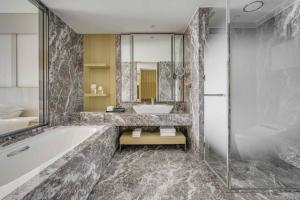 Koupelna v ubytování Kaohsiung Marriott Hotel