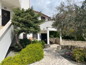 Zahrada ubytování Apartments Lodra