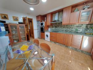 Fotografie z fotogalerie ubytování Chalet con piscina en Liria v destinaci Lliria