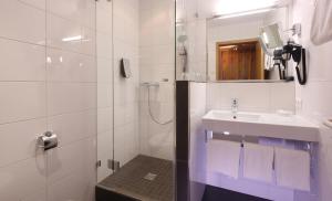 Bathroom sa Hotel Messmer