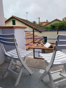 Balkón alebo terasa v ubytovaní Jolie maisonnette à la plage avec extérieur et parking pr juillet et aout slmt
