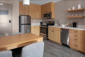 ครัวหรือมุมครัวของ Residence Inn by Marriott Jekyll Island
