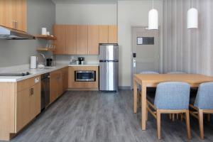 ครัวหรือมุมครัวของ Residence Inn by Marriott Jekyll Island