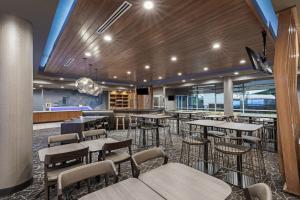 Restaurace v ubytování SpringHill Suites by Marriott Austin West/Lakeway