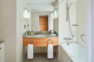Koupelna v ubytování London Marriott Hotel Canary Wharf