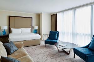 Posezení v ubytování London Marriott Hotel Canary Wharf