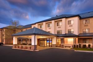 d'un hôtel avec un bâtiment dans l'établissement Fairfield Inn & Suites by Marriott Salt Lake City Downtown, à Salt Lake City