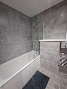 Fotografie z fotogalerie ubytování Luxury 2 Bed, 2 Bath Apartment - The Quays v Manchesteru