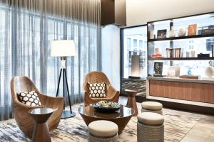 Posezení v ubytování AC Hotel Houston Downtown