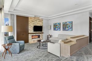 TV a/nebo společenská místnost v ubytování Marriott's Desert Springs Villas I