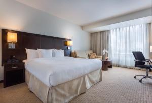 Letto o letti in una camera di Courtyard by Marriott Panama Metromall