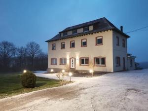 Budynek, w którym mieści się apartament