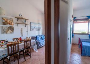 A bed or beds in a room at Maiorca Sea-view Apartment